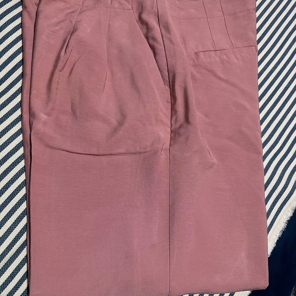 Loft Capri Pants - Picture 6 of 7